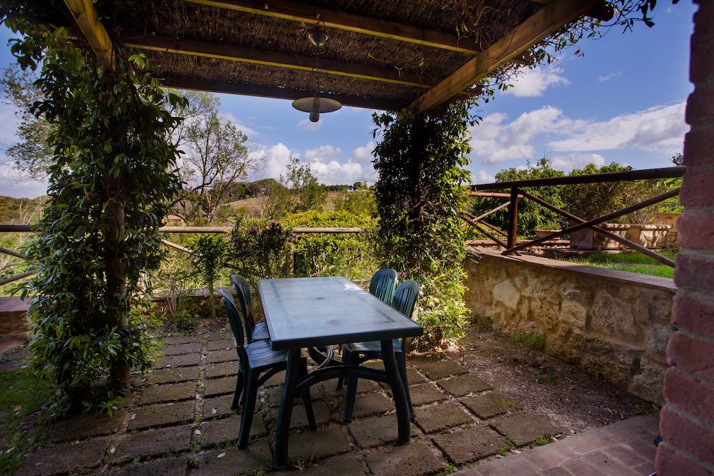 Apartamento Borgo Alle Mura Casale Marittimo Habitación foto