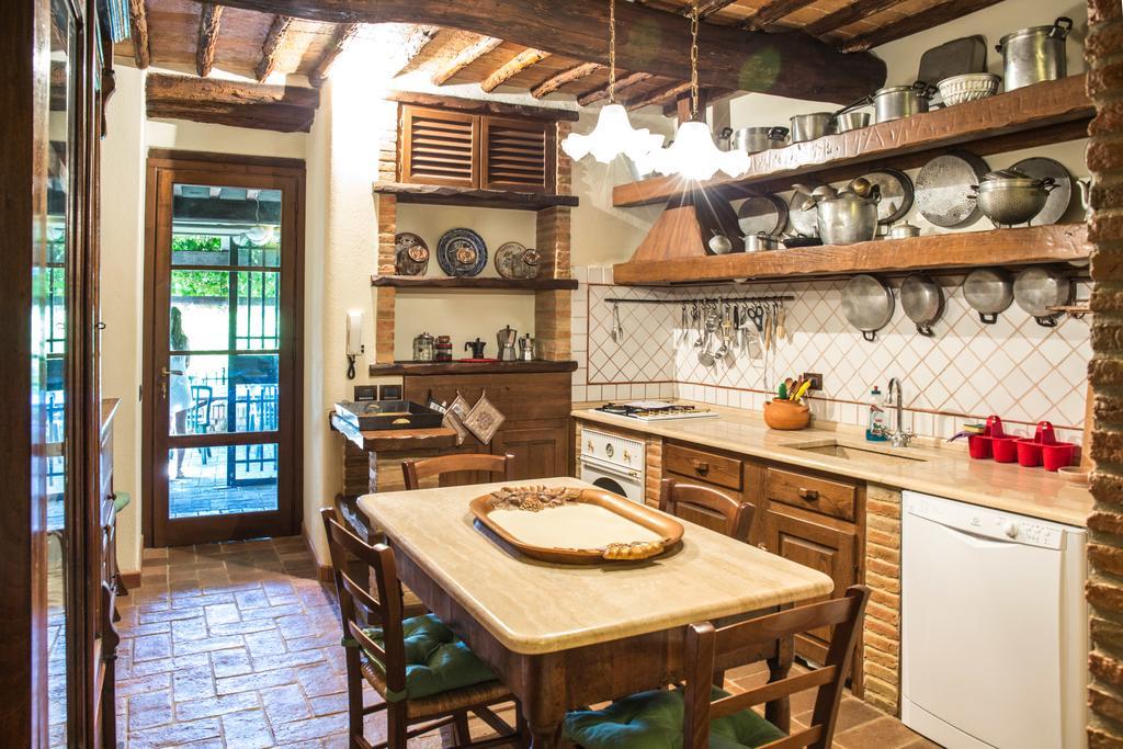 Apartamento Borgo Alle Mura Casale Marittimo Exterior foto